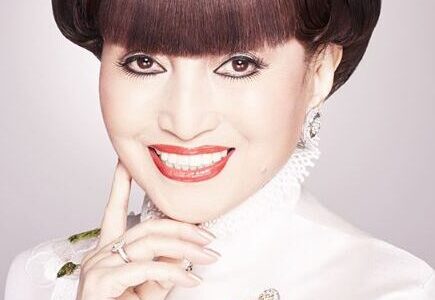 黒柳徹子はオムツで歩けない？痛々しい姿や足の病気の状態！